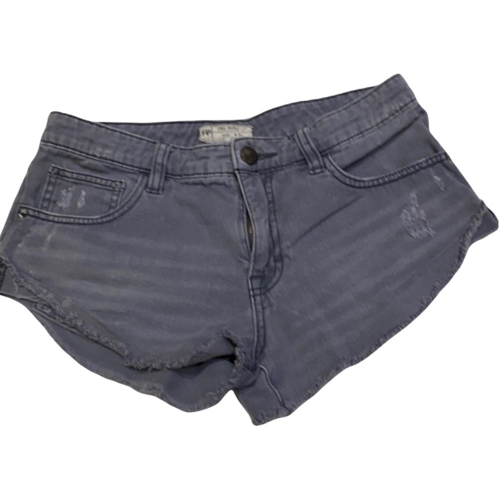 Free People distressed denim Micro shorts, frayed hem and a low-rise Gray SZ 25